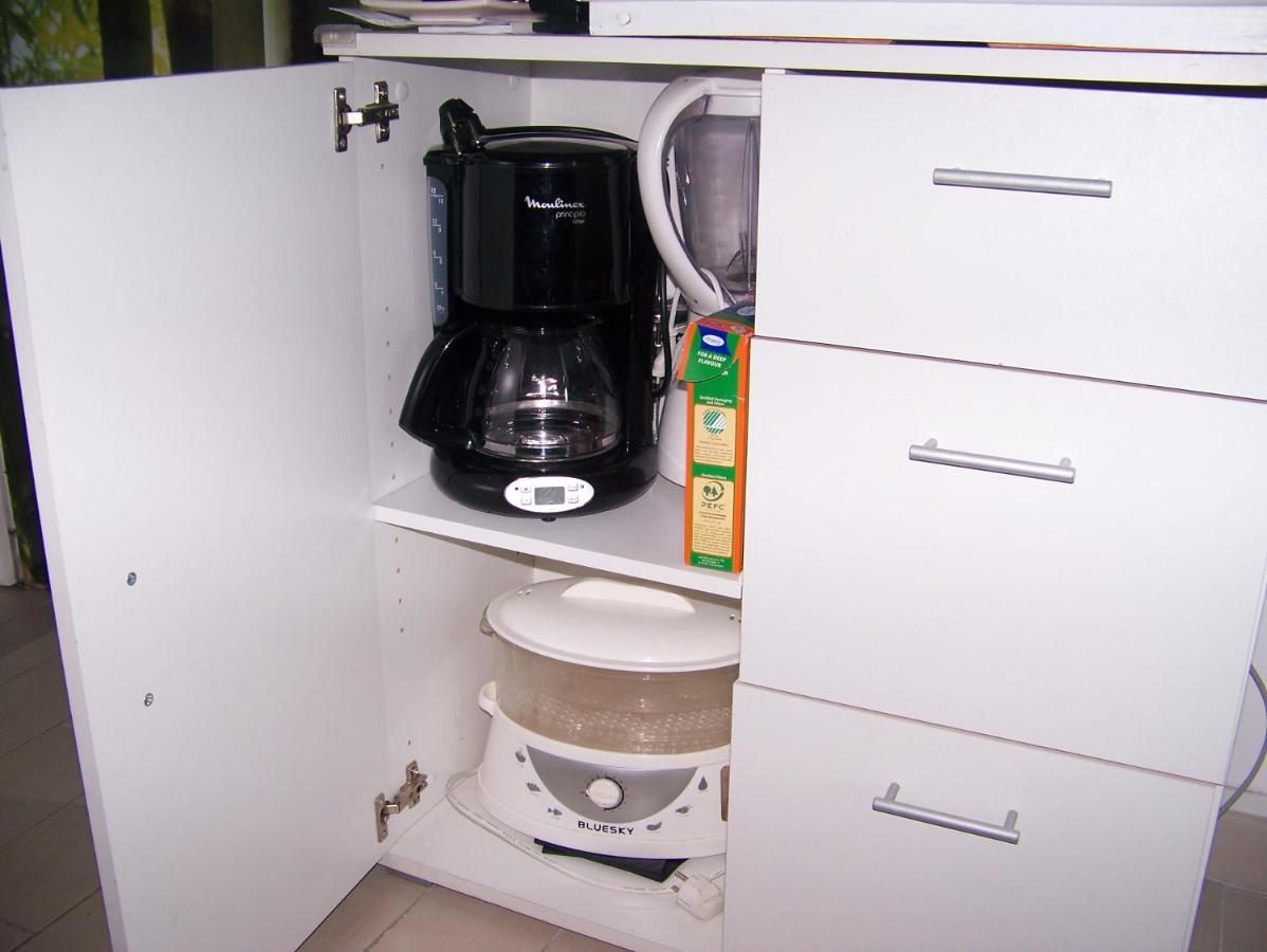 Charmant Studio Au Calme Tout Confort Dans Chateau Neo Gothique Proche Zenith Comet Orleans Parking Voiture Gratuit Wifi Haut Debit Rue Des Montees Exterior foto